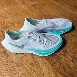 NIKE Vaporfly Next % - Blue/White